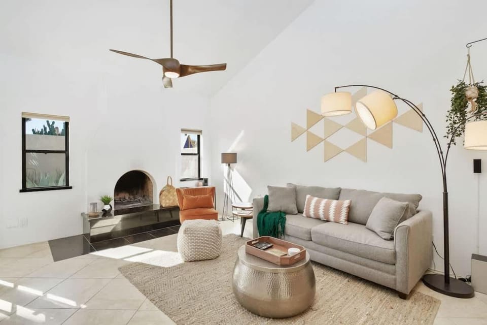 Pool & Pet Friendly-Walk to Udall Park House in Tucson