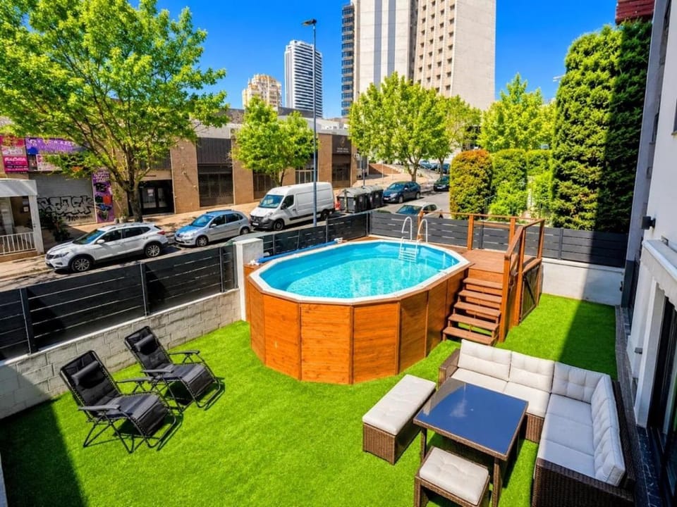 Casa con piscina y terraza junto Hotel Bali Apartment in Benidorm