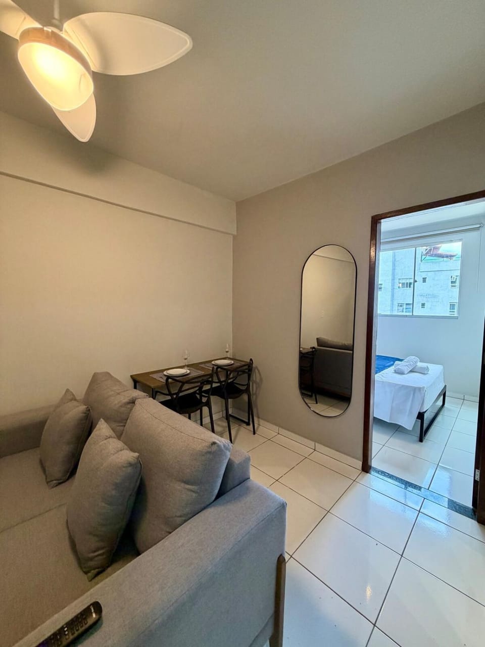 Apto com 2 quartos e A/C no Centro e Santa Casa Apartment in Montes Claros