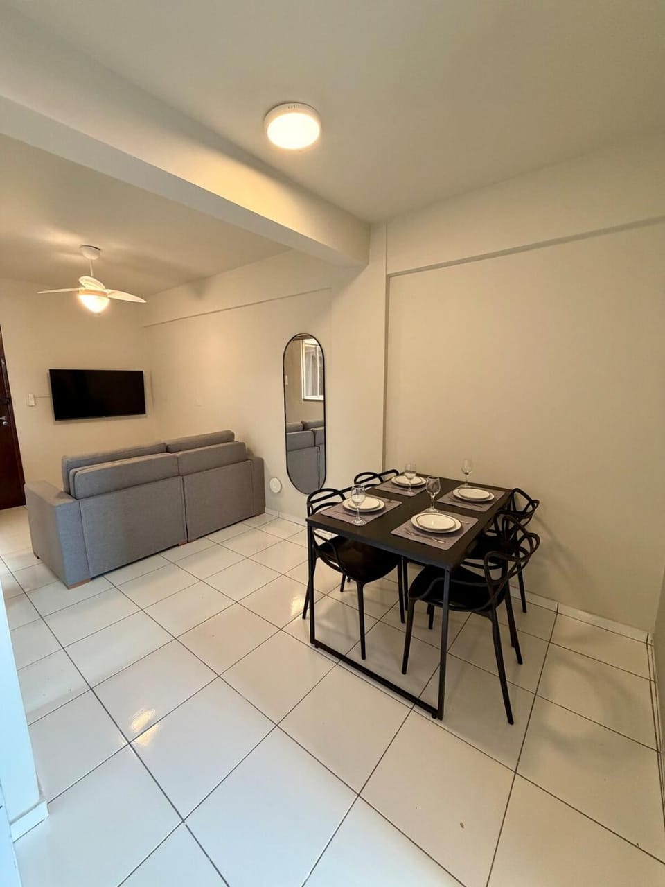 Apto com 2 quartos e A/C ao lado da Santa Casa Apartment in Montes Claros
