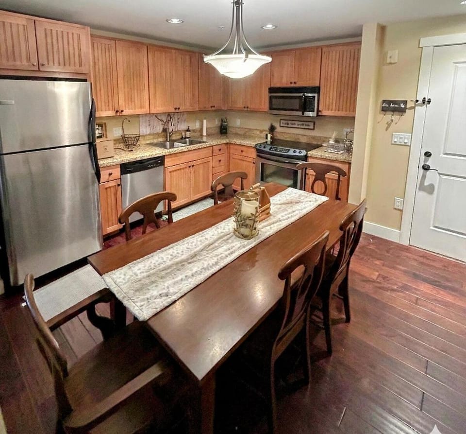 Granby Ranch Ski-In Ski-Out Base Camp Condo Apartment in Granby