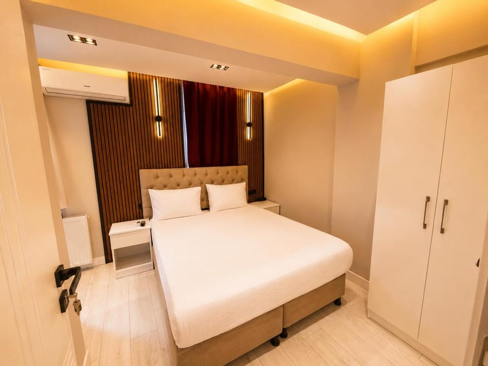Bed, Decorative detail, Bedroom, wardrobe, air conditioner