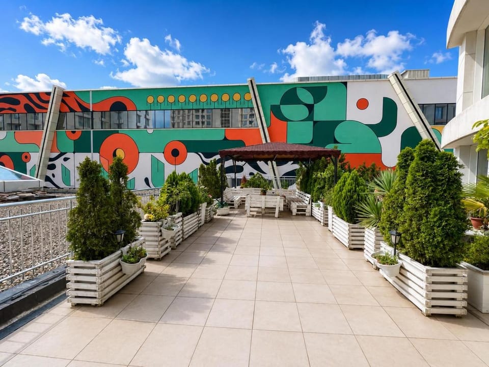Property building, Garden, Garden view