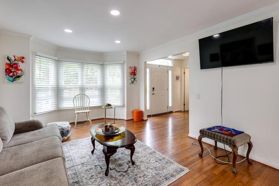 Easy Transit to DC! Family Home w/ Fenced Yard House in Springdale