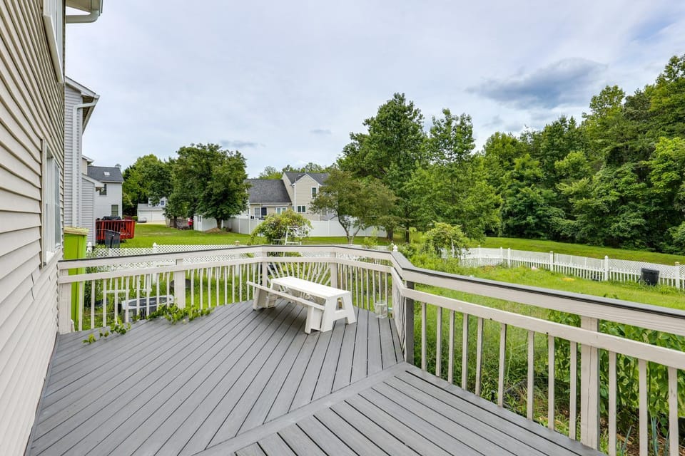 Easy Transit to DC! Family Home w/ Fenced Yard House in Springdale