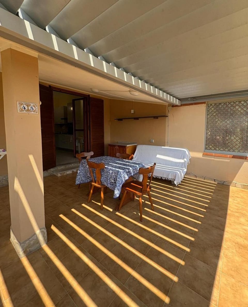 Balcony/Terrace, Dining area