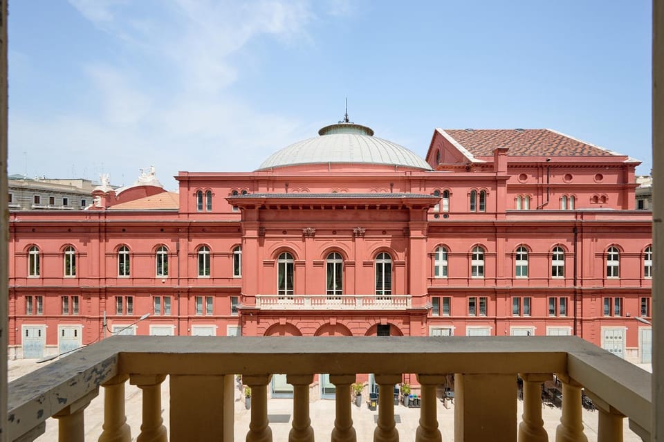 Nearby landmark, Day, Balcony/Terrace, Landmark view