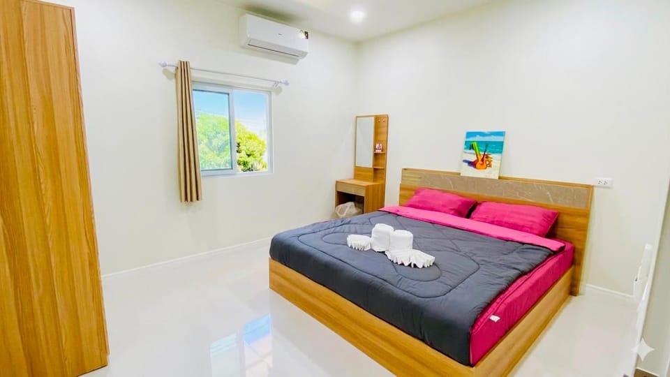 Modern 2BR House Apartment in Kamala