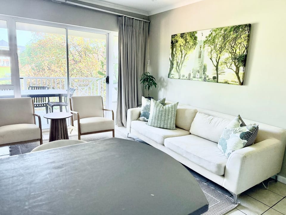 Beautiful 3 bedroom flat Apartment in Eastern Cape