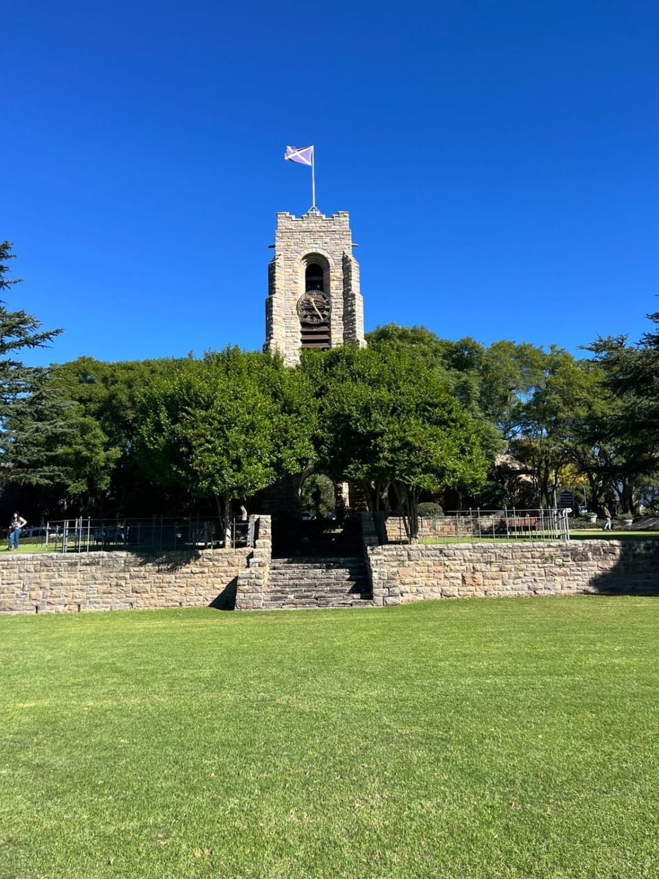Nearby landmark, Garden view