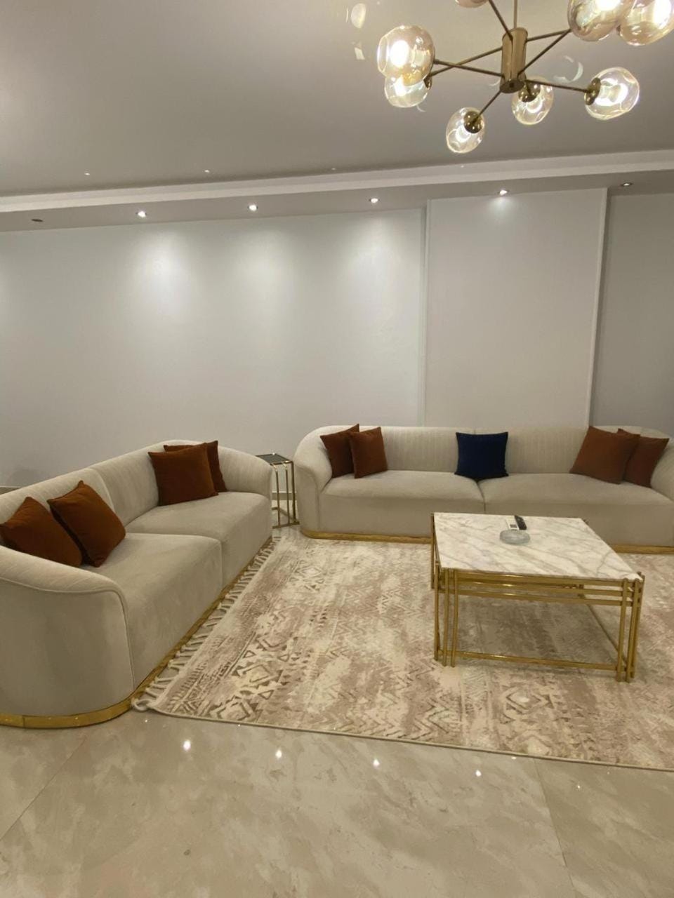 شقق فندقي بشارع مصدق Apartment in Cairo