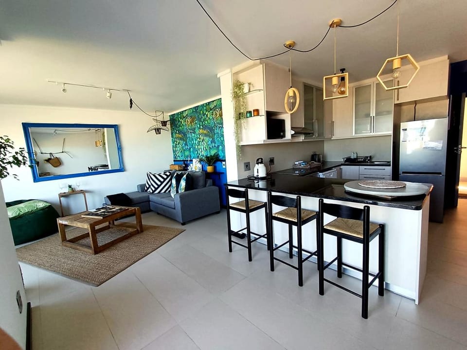 Sea Spray Table View Beachfront Bliss Apartment in Cape Town