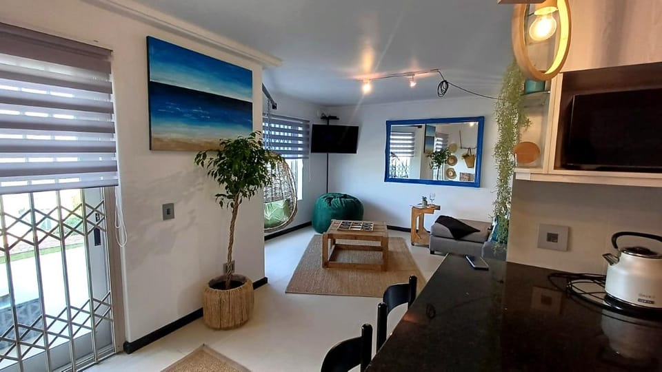 Sea Spray Table View Beachfront Bliss Apartment in Cape Town