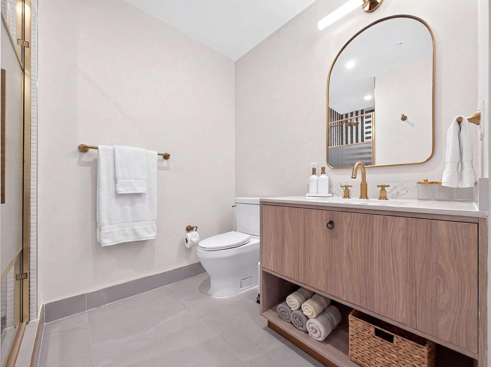 Luxury Wynwood Studio with Pool Gym & NoMad Bar House in Miami