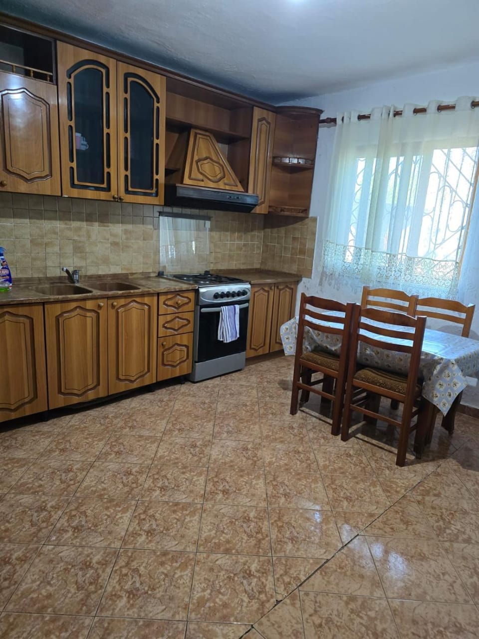 Kitchen or kitchenette, Communal kitchen, kitchen, kitchen