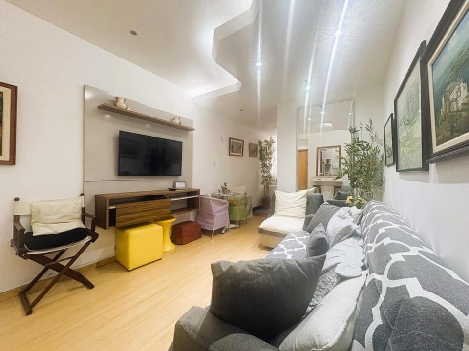 Apartamento Charmoso em Rua Nobre de Copacabana Apartment in Rio de Janeiro