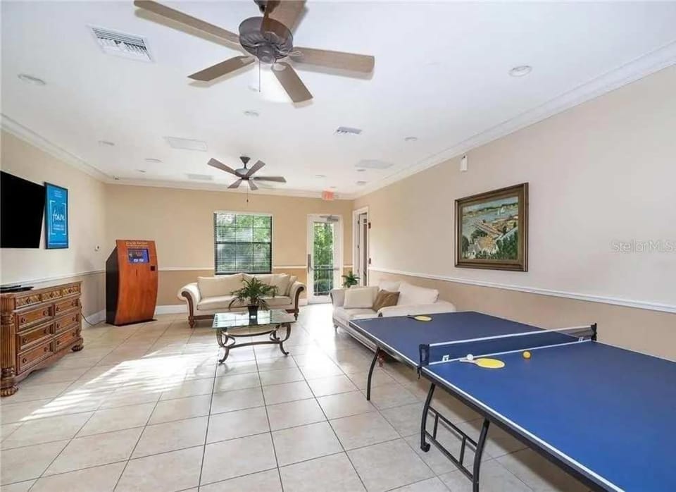 3BR Townhome 12 Mi to Disney Resort Pool House in Osceola County