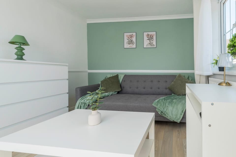Seating area, Bedroom