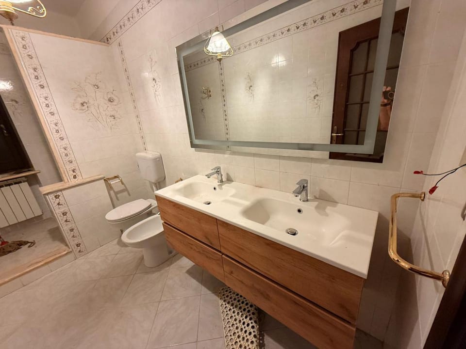 Private Villa 15m Pool Views High-Speed WiFi Villa in Piedmont