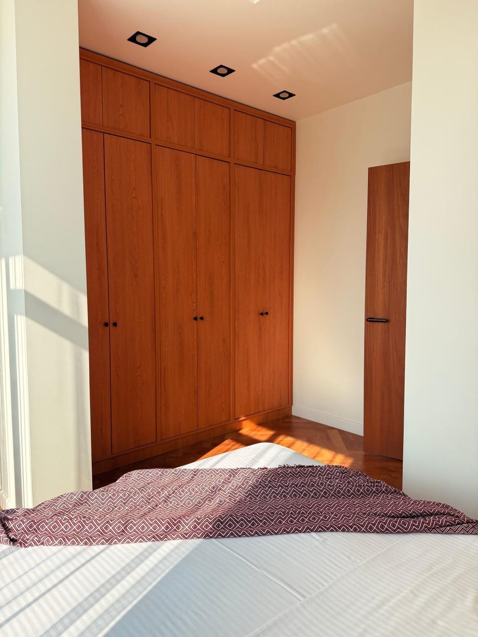 Bed, Photo of the whole room, Bedroom, wardrobe