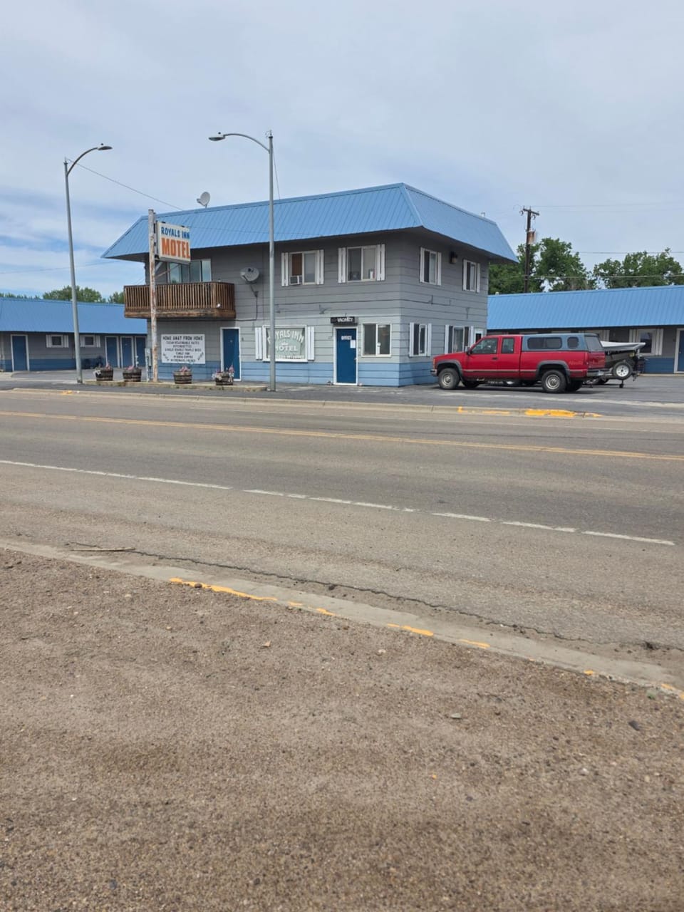 Royals Inn Motel Inc Capsule hotel in Montana