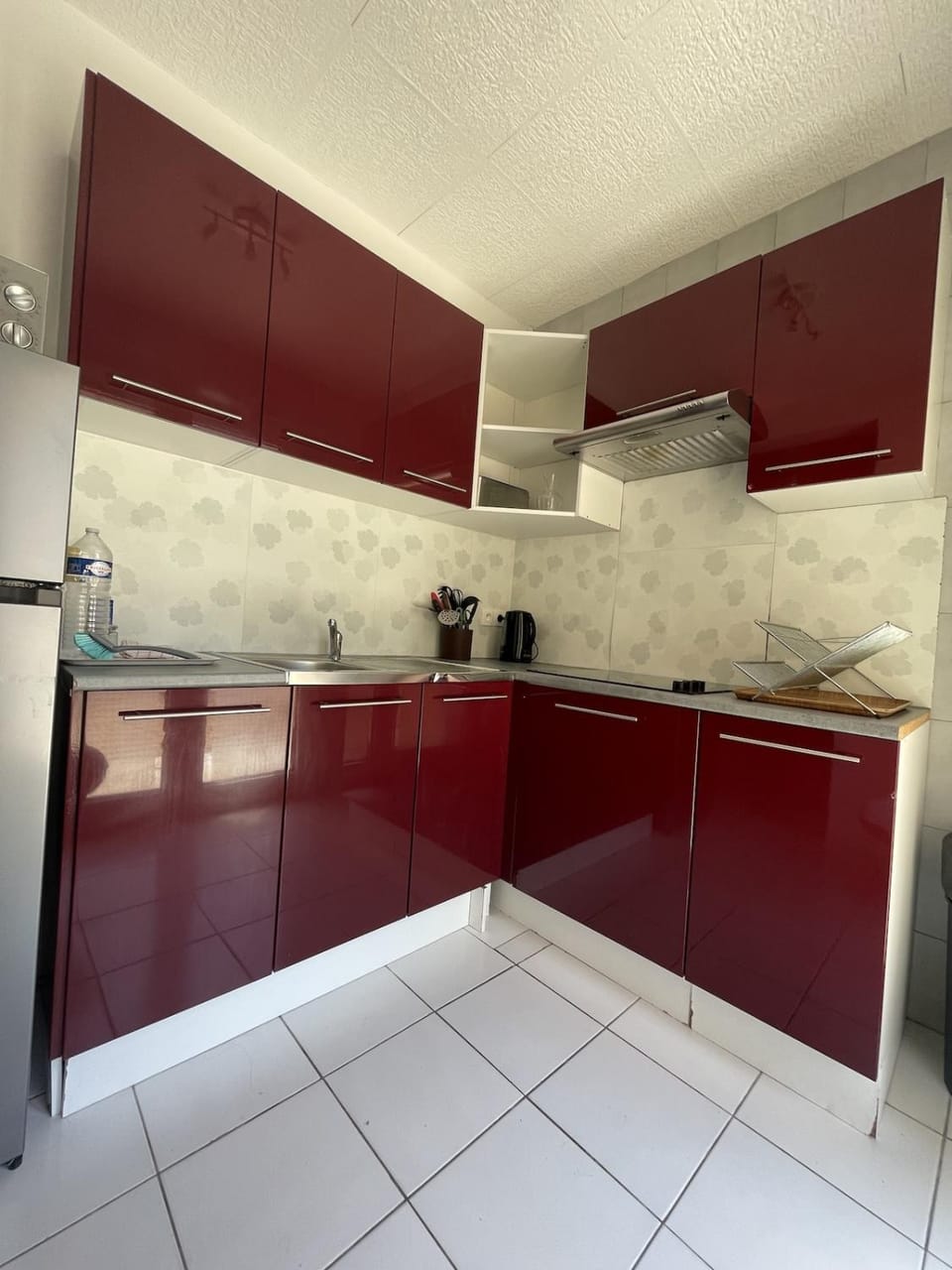 Kitchen or kitchenette, stove
