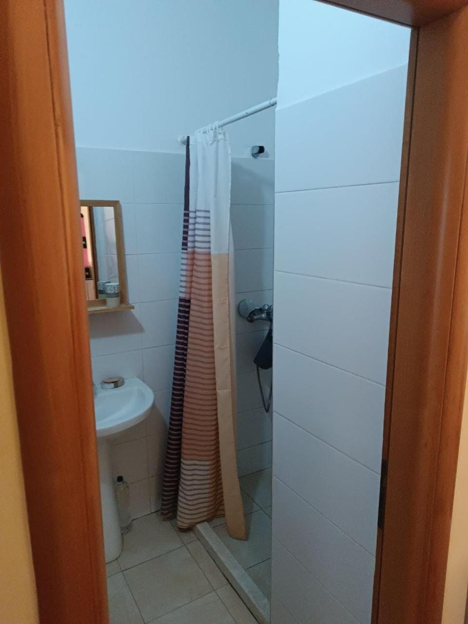 Sea Breeze Apartment Apartment in Tirana County, Albania
