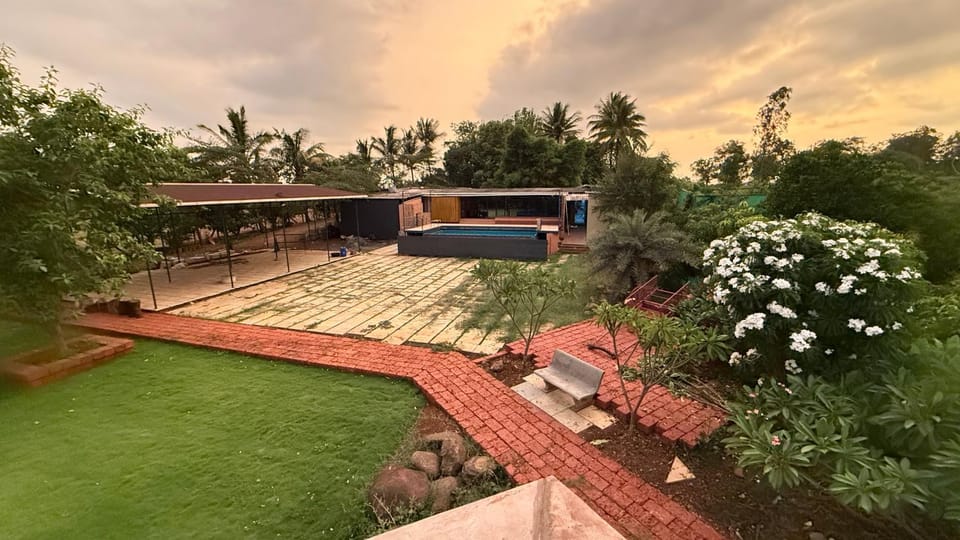Whistling Winds Farm Stay in Maharashtra