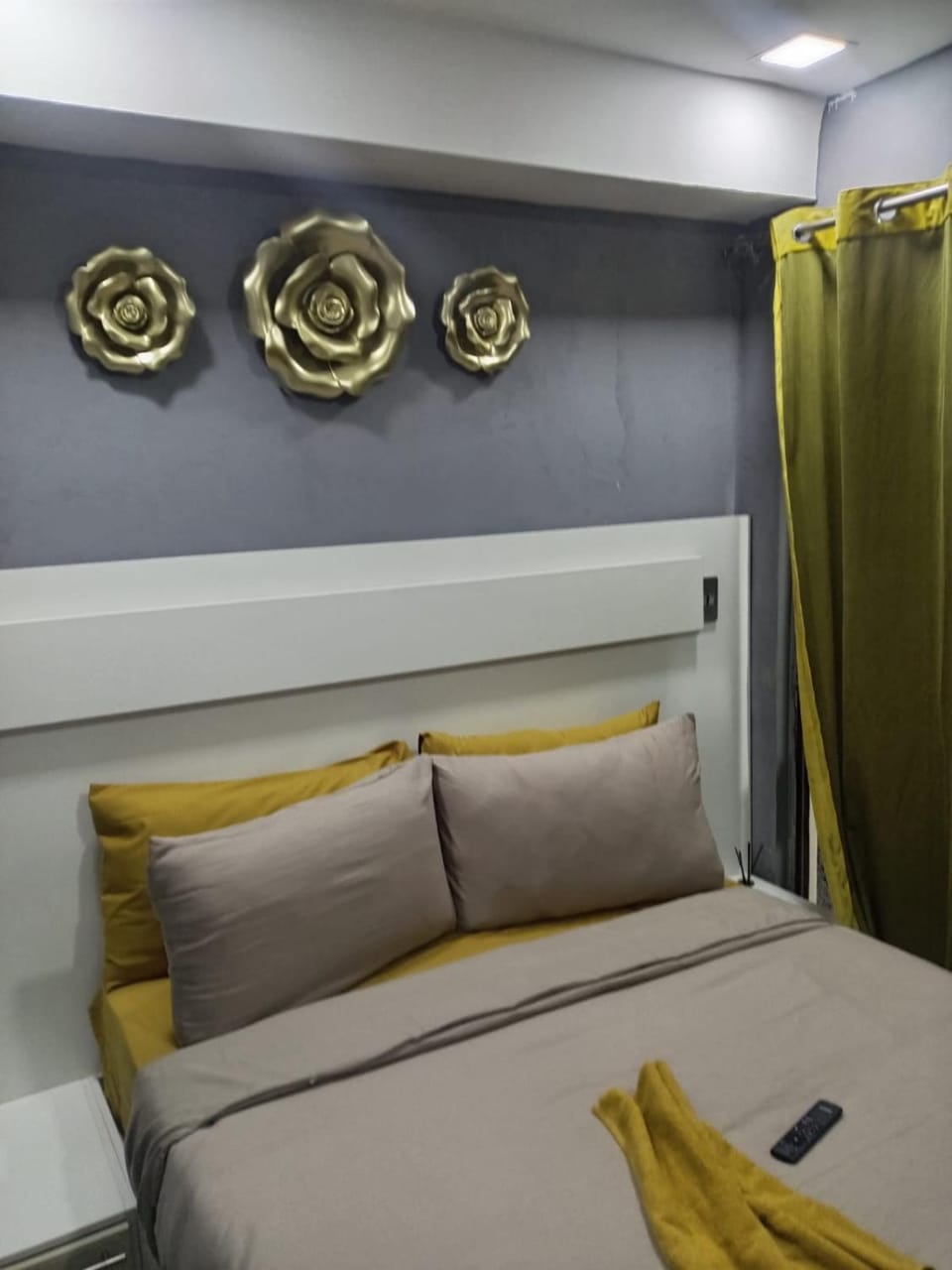 Golden Highway Guesthouse Sharpville Bed and Breakfast in Gauteng