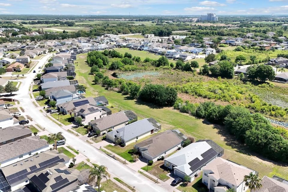 Private Pool, Gated Community, Sleeps 10! House in Polk County