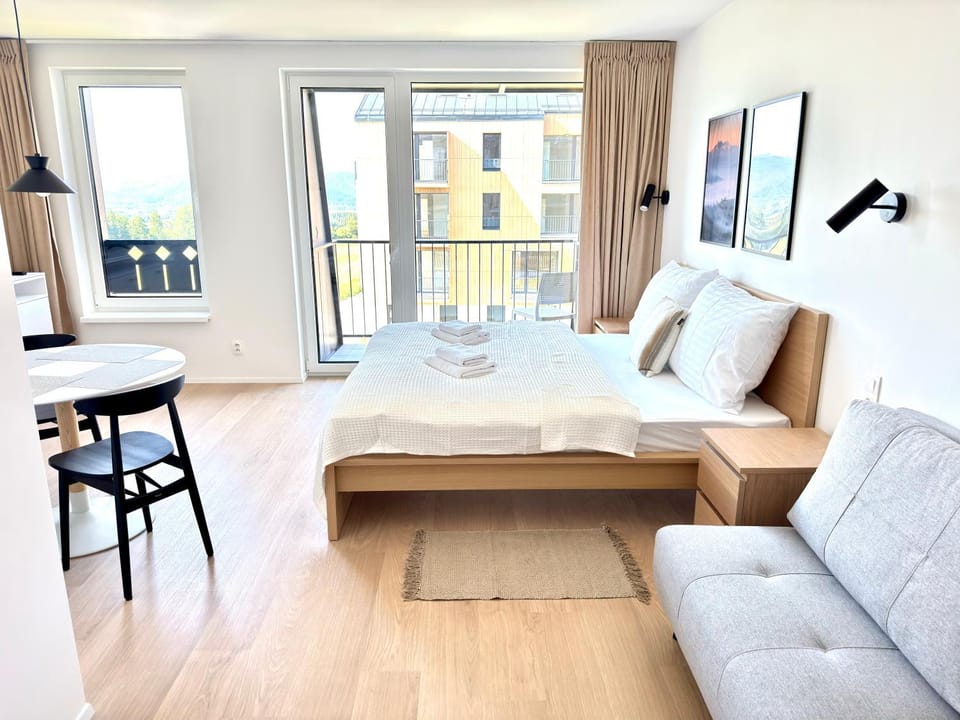 Living room, Photo of the whole room