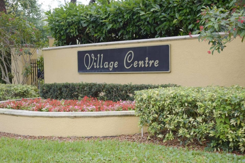 Villiage Centre Bed and Breakfast in Citrus Park