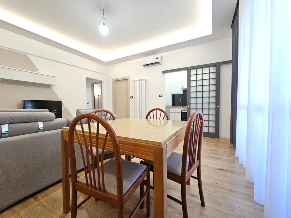 Casa Vista Mare Savona - 2 Bagni, Balcone e Aria Condizionata Apartment in Savona