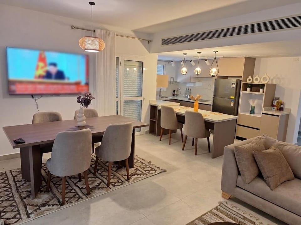 Jefaira Chalet, 4 bedrooms with Private roof Apartment in Egypt