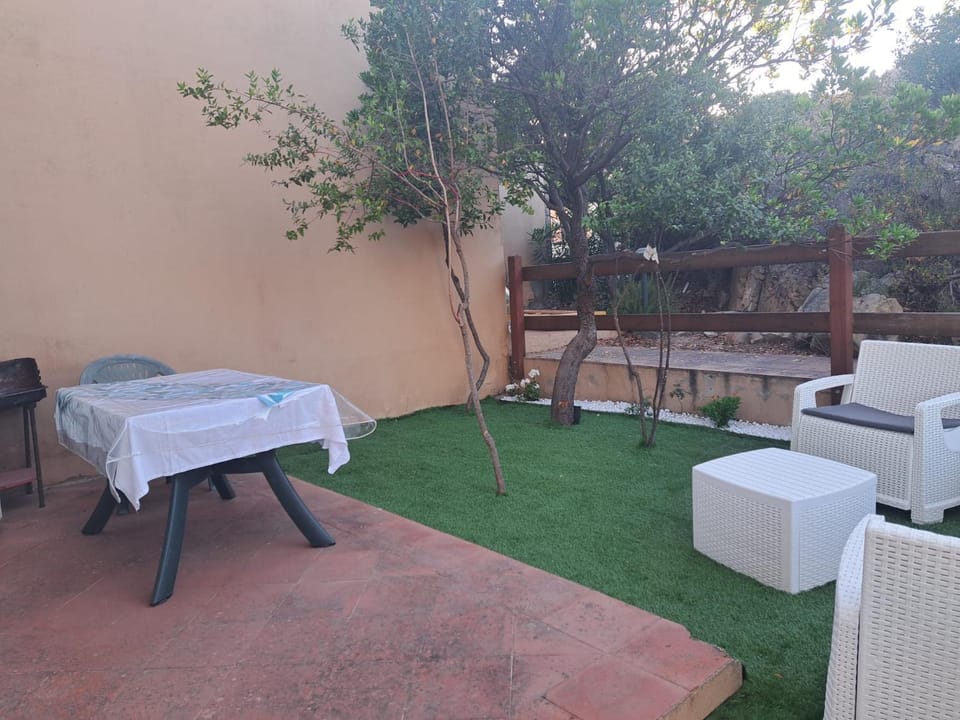 Monolocale Adixedda House in Sardinia