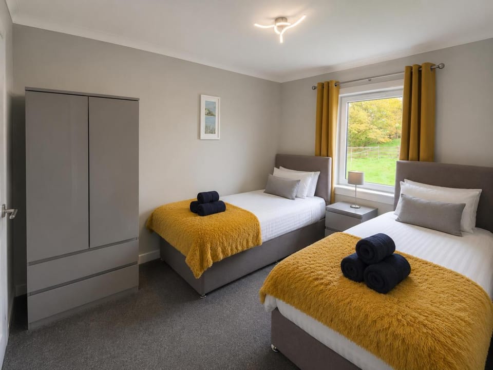 Skyelander Flat at 4 York Drive Apartment in Portree