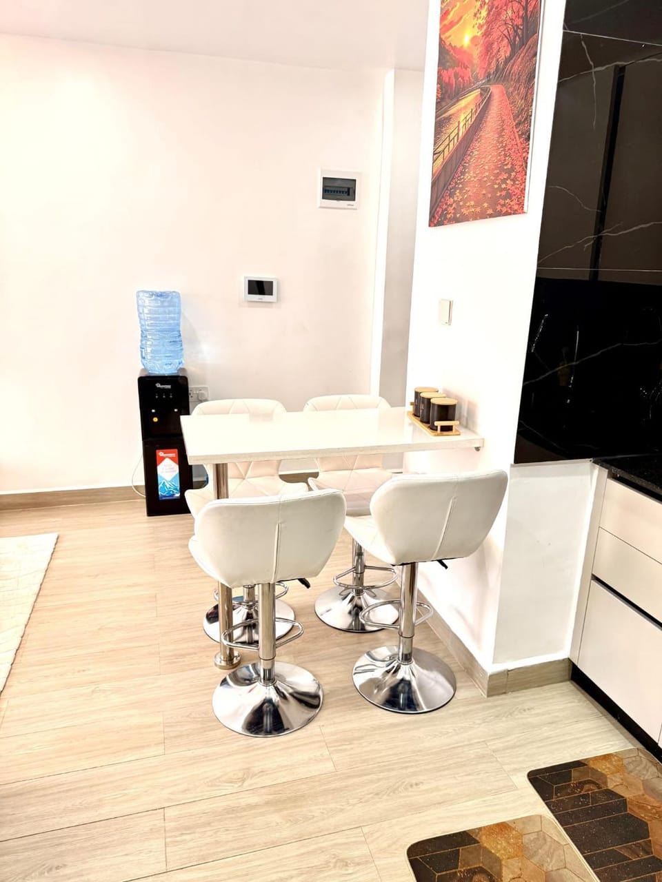 Modern 1BR Apartment, Secure & Central at Pinecrest Apartment in Nairobi County