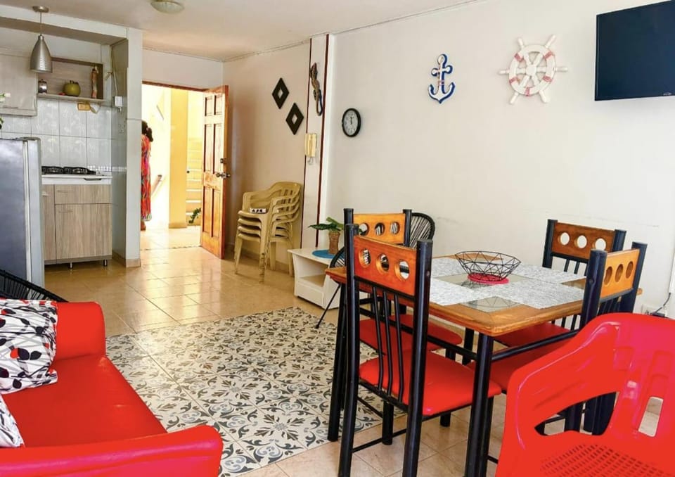 APARTAMENTO RODADERO FRENTE AL MAR FRAGATA In Apartment in Gaira