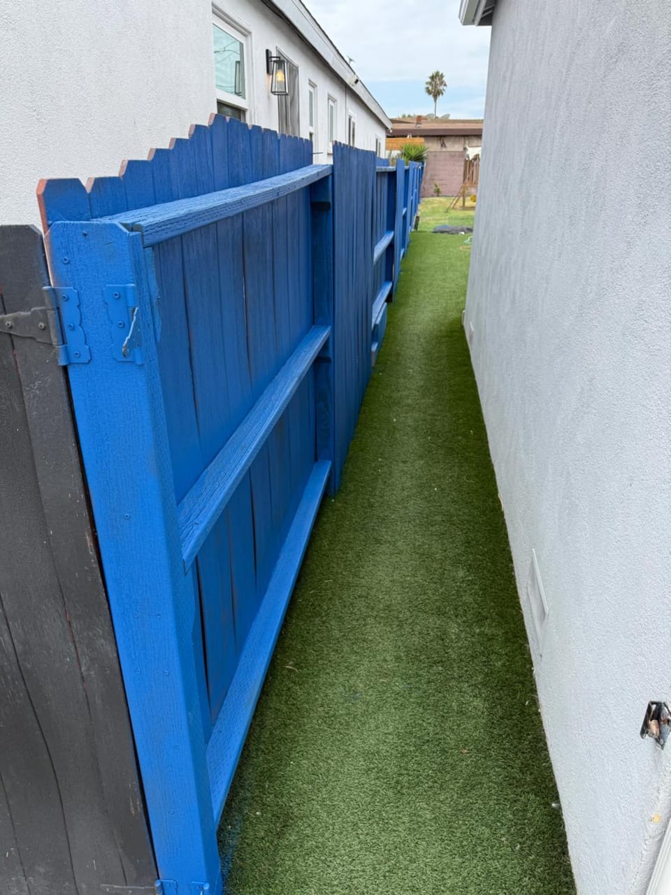 3BR Home with Backyard Hot Tub, Parking Near Beaches LAX SoFi Stadium House in Lawndale