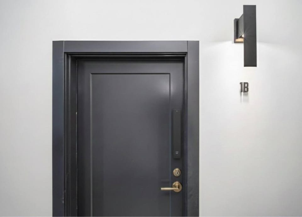 Luxurious Brand New 3BR Walk Downtown Brookfield Apartment in Brookfield