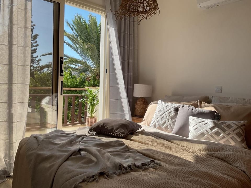 Villa InfiniSea Blu Luxury Villa with Private Pool Coral Bay Beach Strip Villa in Peyia