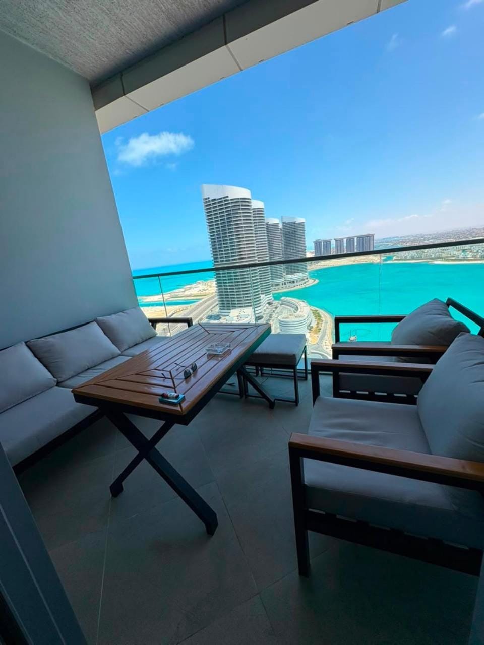 استديو رويل أبراج العالمين Apartment in Egypt