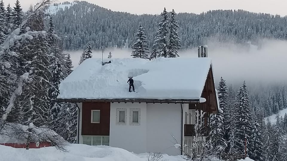 Property building, Natural landscape, Winter
