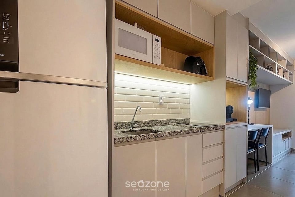 View (from property/room), Balcony/Terrace, Kitchen or kitchenette, Seating area