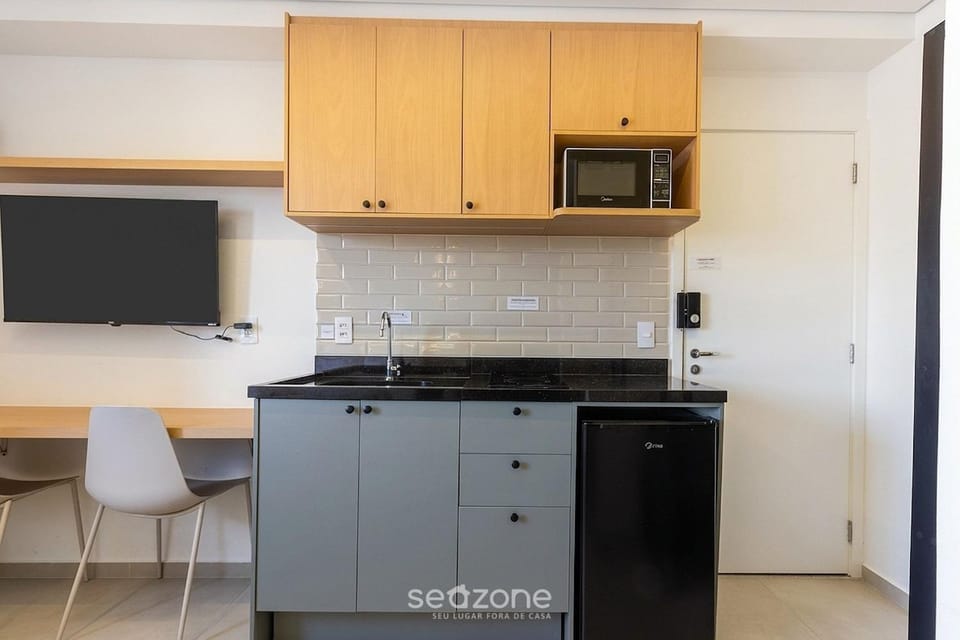 TV and multimedia, Kitchen or kitchenette, Seating area