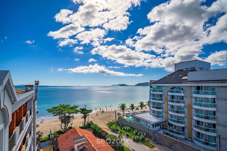 Balcony/Terrace, City view, Mountain view, Sea view, Swimming pool