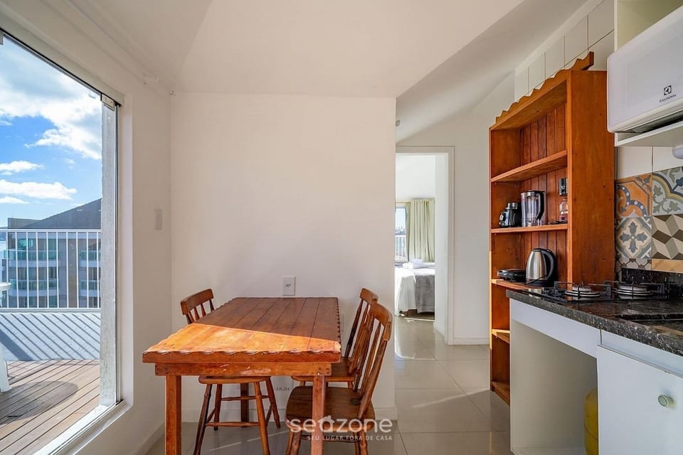 Balcony/Terrace, Kitchen or kitchenette, Dining area, City view