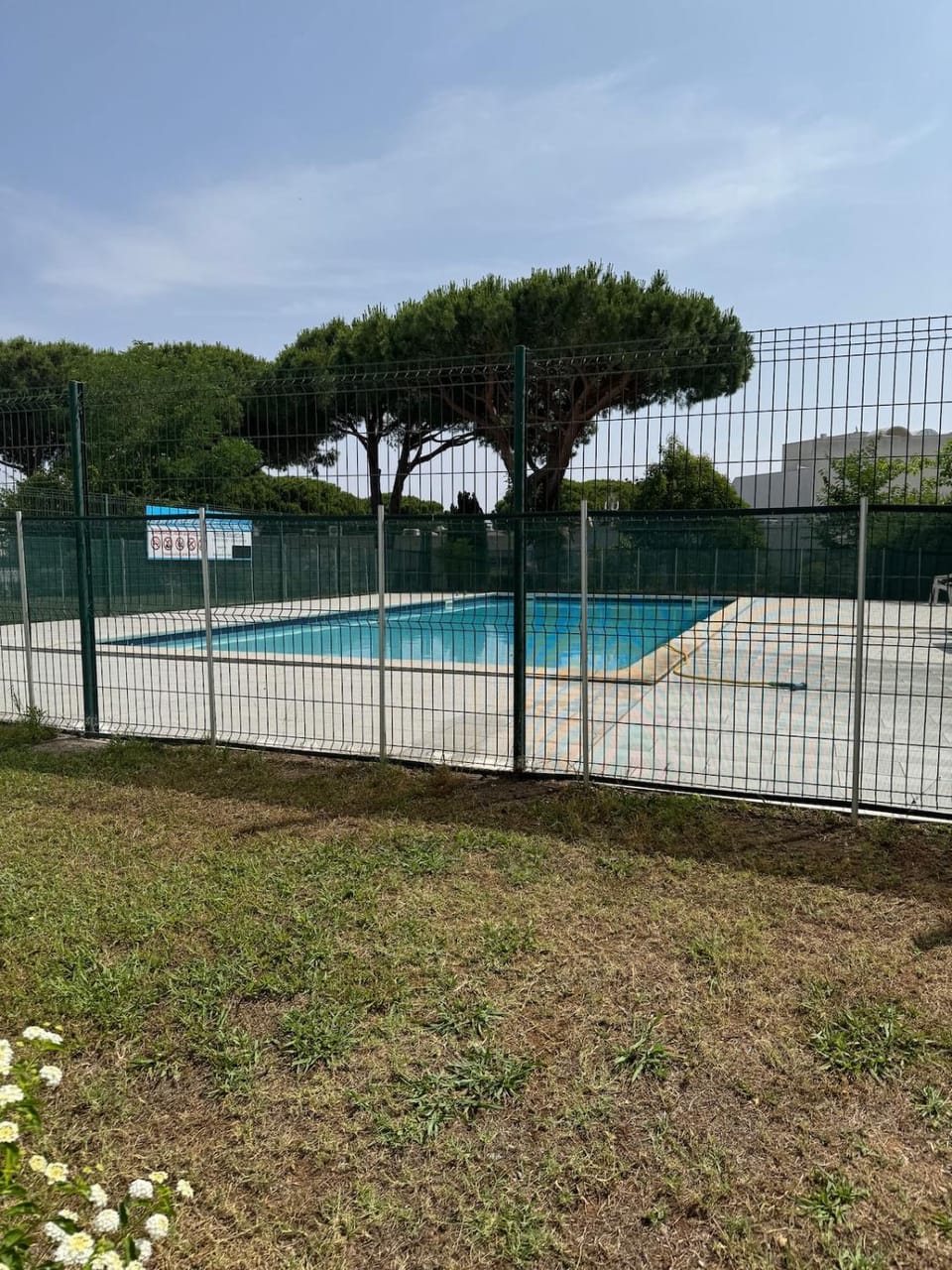 Appart 27m2 avec Clim, terrasse - 6 pers - 2 piscines Apartment in Le Grau-du-Roi