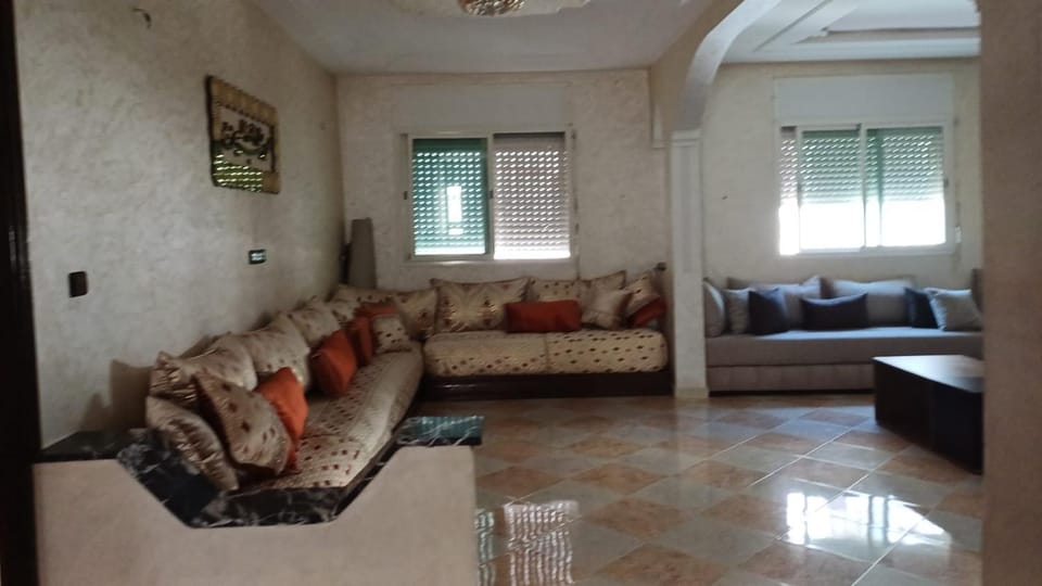 Apartment Premium Spacious & Comfortable Perfect for Families & Couples Apartment in Casablanca-Settat