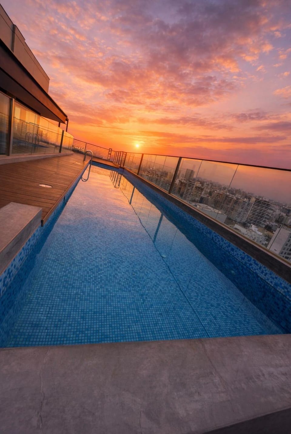 Day, Natural landscape, Pool view, Sea view, Swimming pool, Sunrise, Sunset, sunbed